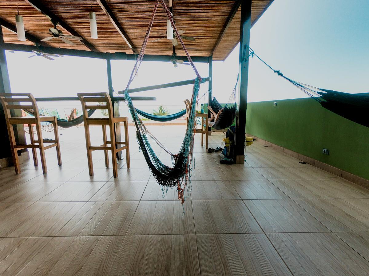 Room2Board Hostel And Surf School Jacó Exterior foto