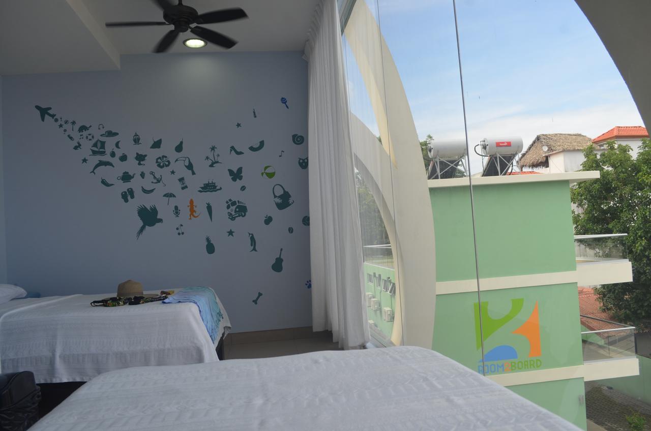 Room2Board Hostel And Surf School Jacó Exterior foto